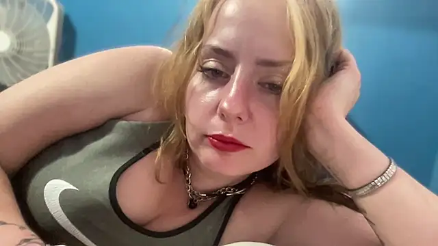 SkarlettRose96 online show from 20, 9, 2025