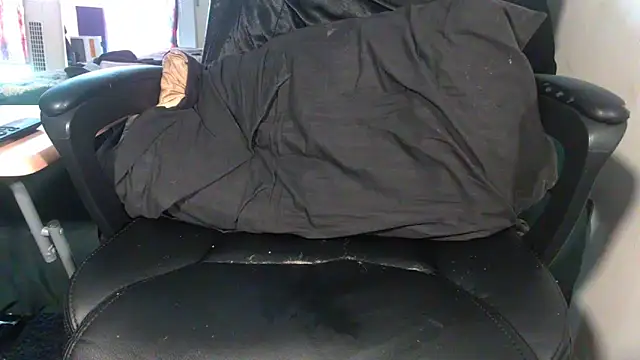 Snapshot of RickStone51 chatting on 29, 9, 2025 RickStone51 online show from 29, 9, 2025