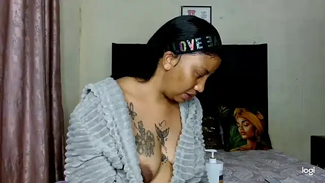 quenliyasa online show from 30, 4, 2026