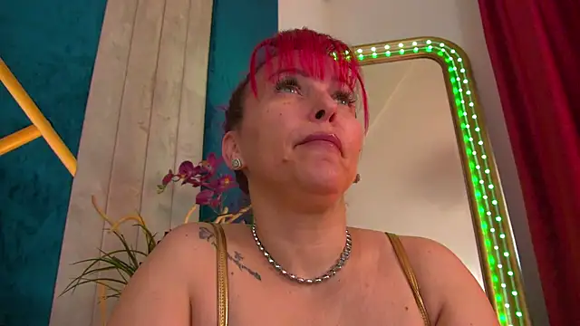 Foxxxy MILF online show from 1, 5, 2026