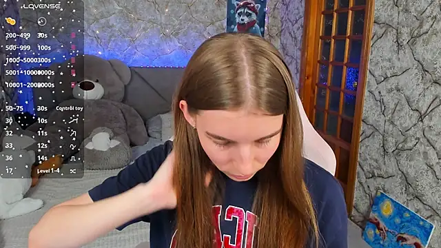 Snapshot of _flowersweeet_ chatting on 16, 10, 2025  flowersweeet  online show from 16, 10, 2025