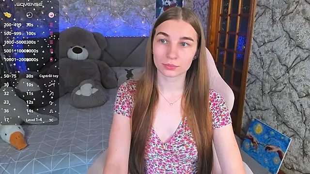 Snapshot of _flowersweeet_ chatting on 21, 10, 2025  flowersweeet  online show from 21, 10, 2025