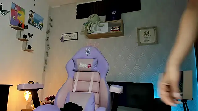 Snapshot of Alaia_Love77 chatting on 7, 2, 2026 Alaia Love77 online show from 7, 2, 2026