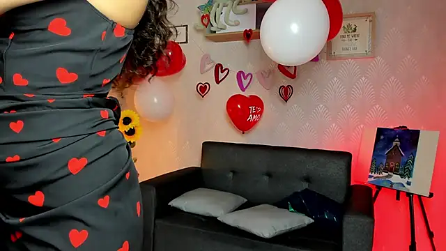 Snapshot of Alaia_Love77 chatting on 14, 2, 2026 Alaia Love77 online show from 14, 2, 2026