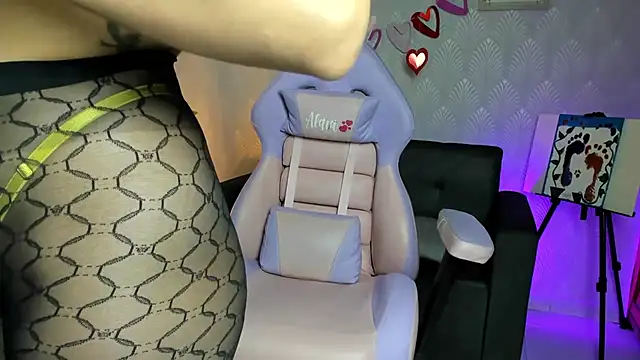 Snapshot of Alaia_Love77 chatting on 25, 2, 2026 Alaia Love77 online show from 25, 2, 2026