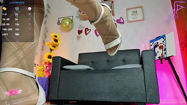 Snapshot of Alaia_Love77 chatting on 9, 3, 2026 Alaia Love77 online show from 9, 3, 2026