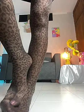 Snapshot of Alaia_Love77 chatting on 12, 6, 2026 Alaia Love77 online show from 12, 6, 2026