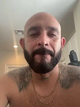 Snapshot of tylergigo chatting on 19, 9, 2025 tylergigo online show from 19, 9, 2025