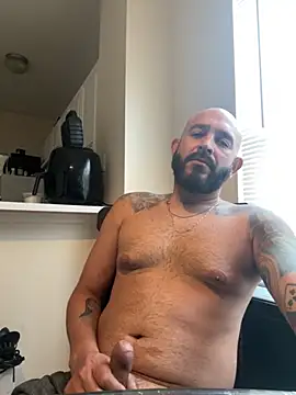 Snapshot of tylergigo chatting on 24, 9, 2025 tylergigo online show from 24, 9, 2025