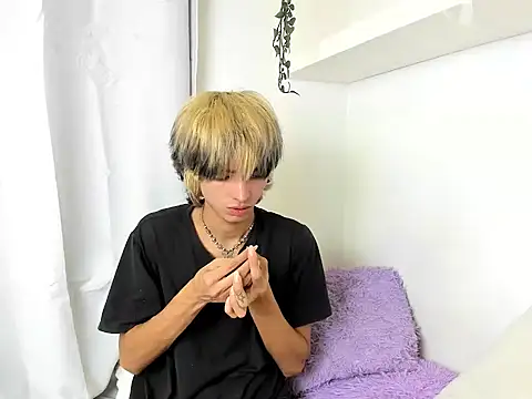 santy-kitty online show from 22, 12, 2024