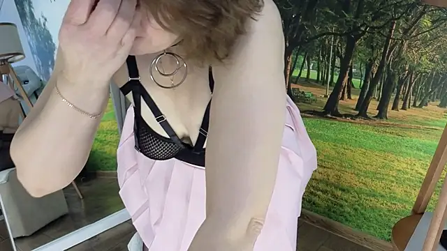 Snapshot of Ava_Gardner_ chatting on 5, 3, 2025 Ava Gardner  online show from 5, 3, 2025