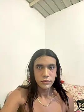 Snapshot of miss_mestiza chatting on 13, 10, 2025 miss mestiza online show from 13, 10, 2025