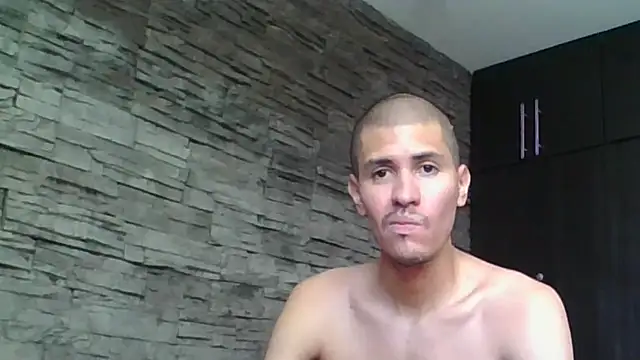 Snapshot of Sexylatin64 chatting on 28, 7, 2026 Sexylatin64 online show from 28, 7, 2026