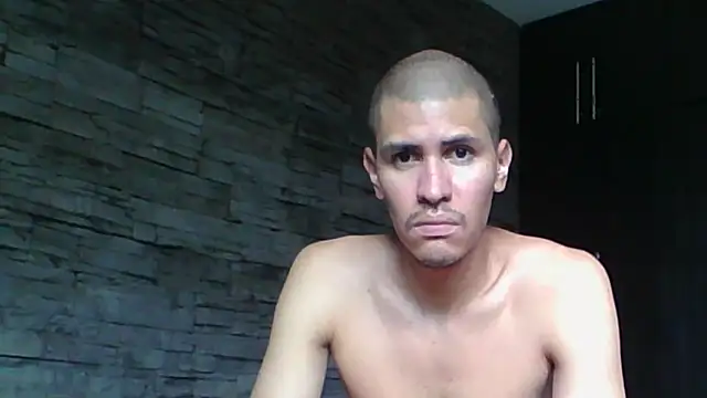Snapshot of Sexylatin64 chatting on 28, 7, 2026 Sexylatin64 online show from 28, 7, 2026