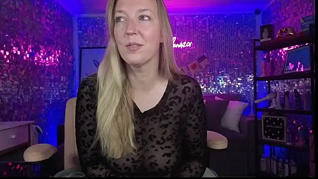 lucyallen4201 online show from 26, 6, 2026