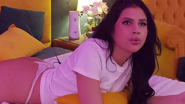 GiuliaHarvey online show from 22, 2, 2025