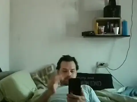 Snapshot of Lolosalvage83 chatting on 4, 1, 2025 Lolosalvage83 online show from 4, 1, 2025