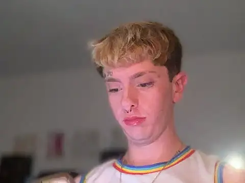 twentywithafelonyy online show from 3, 3, 2025