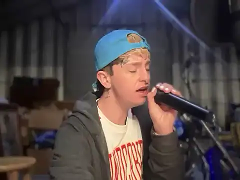 twentywithafelonyy online show from 14, 3, 2025