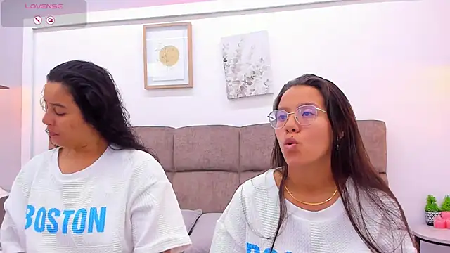 Dilan y Mia online show from 12, 2, 2025