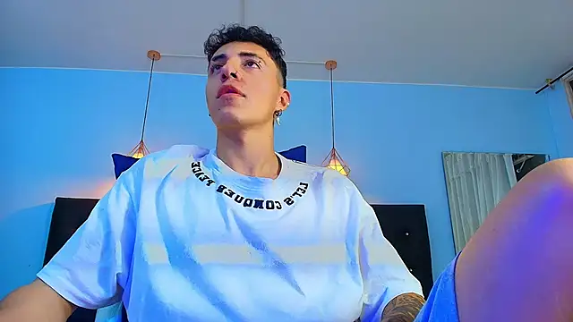 Lobo 17  online show from 8, 1, 2025