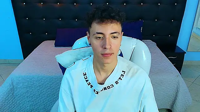 Lobo 17  online show from 17, 1, 2025