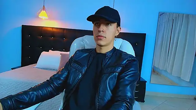 Lobo 17  online show from 5, 2, 2025