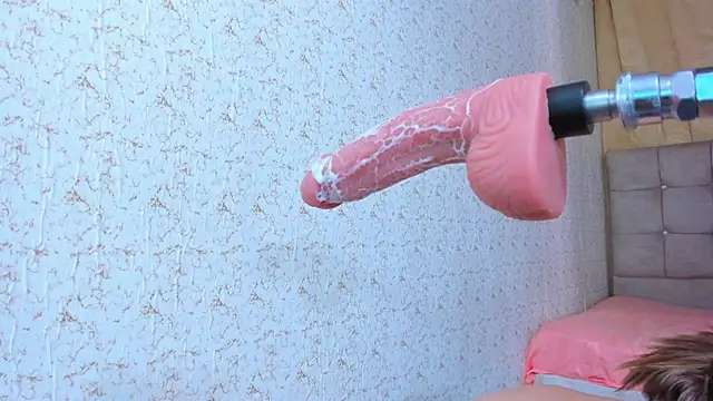 Annaraquel  online show from 11, 12, 2024