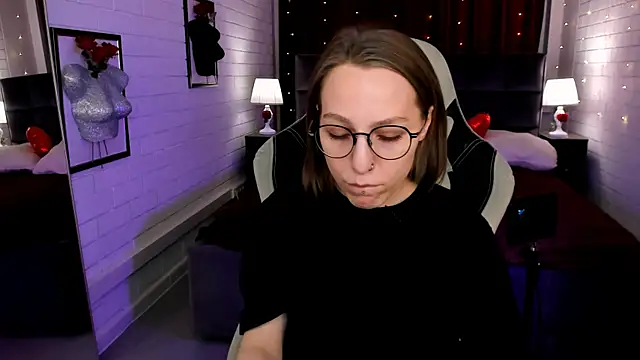 Snapshot of AphexQueen chatting on 21, 3, 2025 AphexQueen online show from 21, 3, 2025