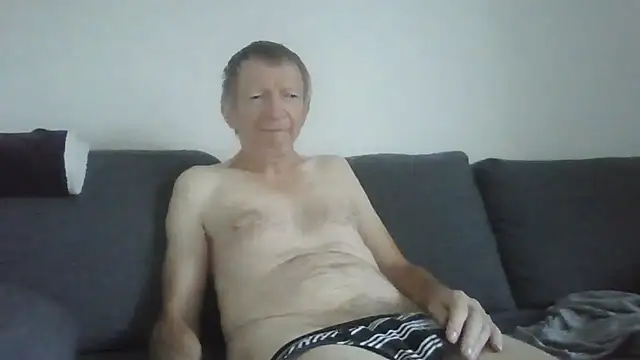 naturiste974 online show from 1, 8, 2026
