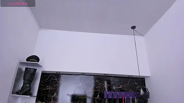 Kathia Armstrong online show from 15, 1, 2025