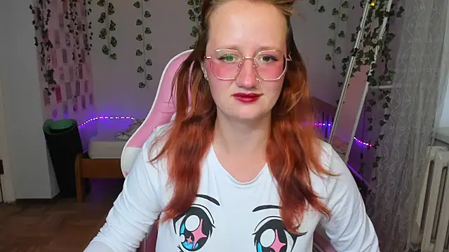 KrisTyBooBsin online show from 18, 9, 2025