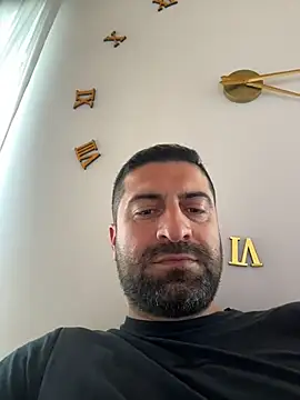 Snapshot of 235BABIKO235 chatting on 28, 4, 2026 235BABIKO235 online show from 28, 4, 2026