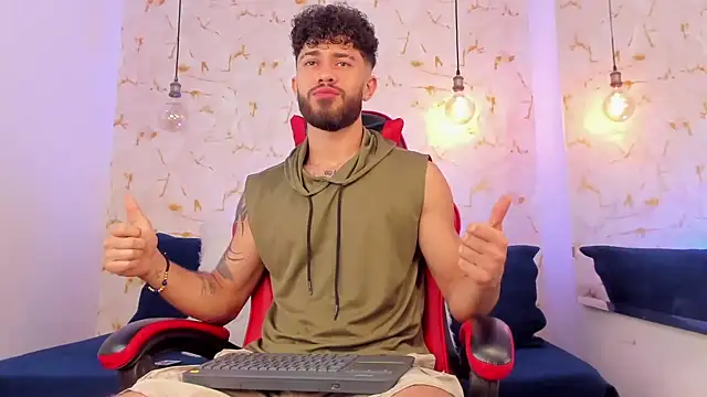 Snapshot of rikkostuff chatting on 14, 9, 2025 rikkostuff online show from 14, 9, 2025