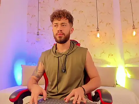 Snapshot of rikkostuff chatting on 6, 10, 2025 rikkostuff online show from 6, 10, 2025