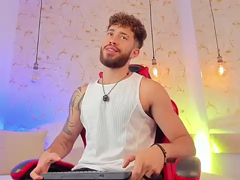 Snapshot of rikkostuff chatting on 7, 10, 2025 rikkostuff online show from 7, 10, 2025