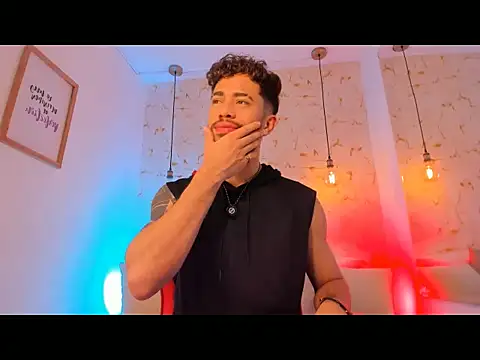 Snapshot of rikkostuff chatting on 12, 10, 2025 rikkostuff online show from 12, 10, 2025