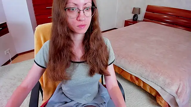 Pantyhose Mila online show from 5, 8, 2026