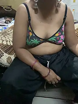 Tameesh sexy mistress online show from 27, 6, 2026
