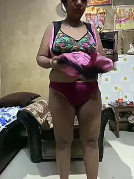Tameesh sexy mistress online show from 9, 7, 2026