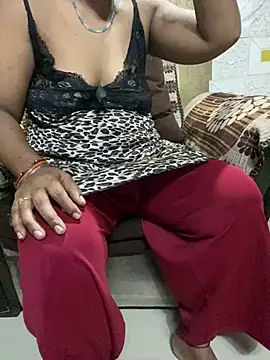 Tameesh sexy mistress online show from 17, 7, 2026