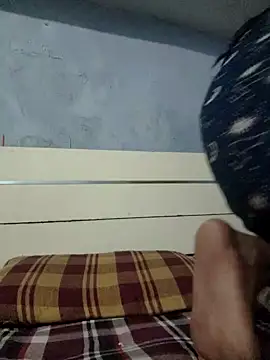 Snapshot of Priya_Strip chatting on 7, 12, 2024 Priya Strip online show from 7, 12, 2024