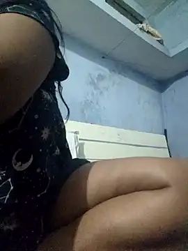 Snapshot of Priya_Strip chatting on 23, 12, 2024 Priya Strip online show from 23, 12, 2024