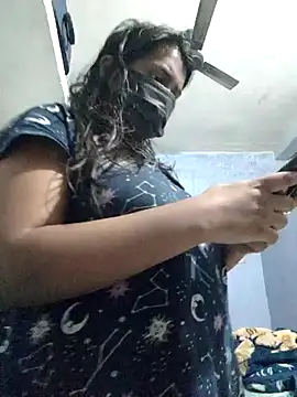 Snapshot of Priya_Strip chatting on 6, 1, 2025 Priya Strip online show from 6, 1, 2025