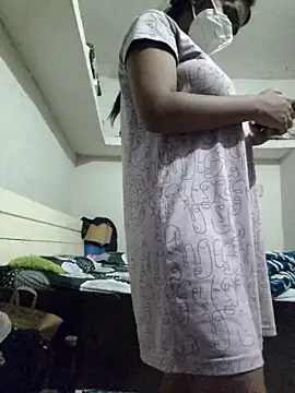 Snapshot of Priya_Strip chatting on 23, 10, 2025 Priya Strip online show from 23, 10, 2025