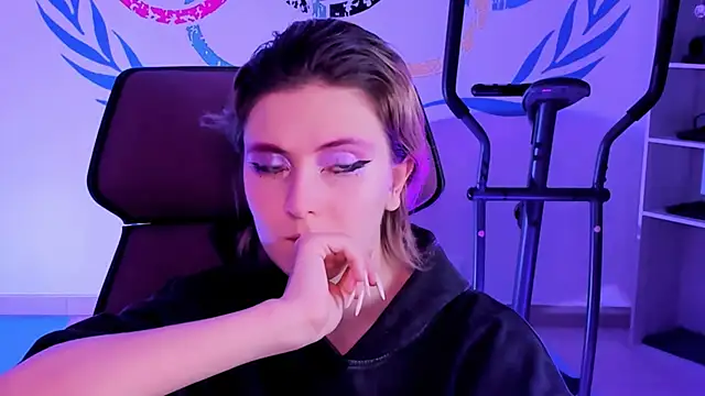 Snapshot of LolaAsmus chatting on 15, 12, 2024 LolaAsmus online show from 15, 12, 2024