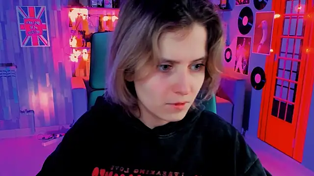 Snapshot of LolaAsmus chatting on 20, 12, 2024 LolaAsmus online show from 20, 12, 2024