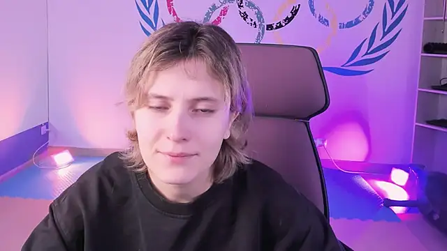 Snapshot of LolaAsmus chatting on 24, 12, 2024 LolaAsmus online show from 24, 12, 2024