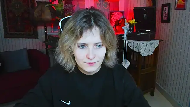 Snapshot of LolaAsmus chatting on 30, 12, 2024 LolaAsmus online show from 30, 12, 2024