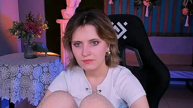 Snapshot of LolaAsmus chatting on 18, 1, 2025 LolaAsmus online show from 18, 1, 2025